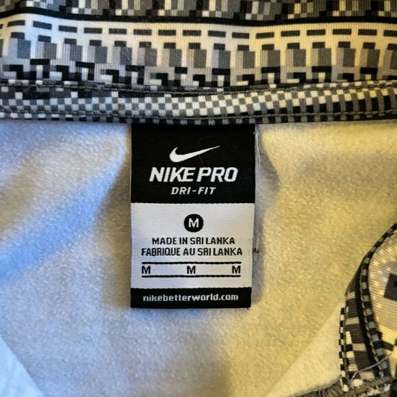 Nike‎ Pro 8-Bit Gray White 1/2-Zip Pullover Dri-Fit Pullover Top Shirt Medium - Picture 3 of 5